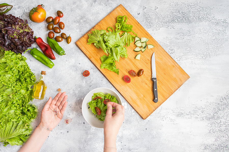 Alimentos que debes comer para poder dormir mejor durante la residencia